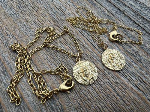 St Paraskeva (St. Paraskeve) Medallion in Antiqued Gold or Shiny Gold Bronze, Small Round Antique Replica, Orthodox Saint Paraskevi Pendant