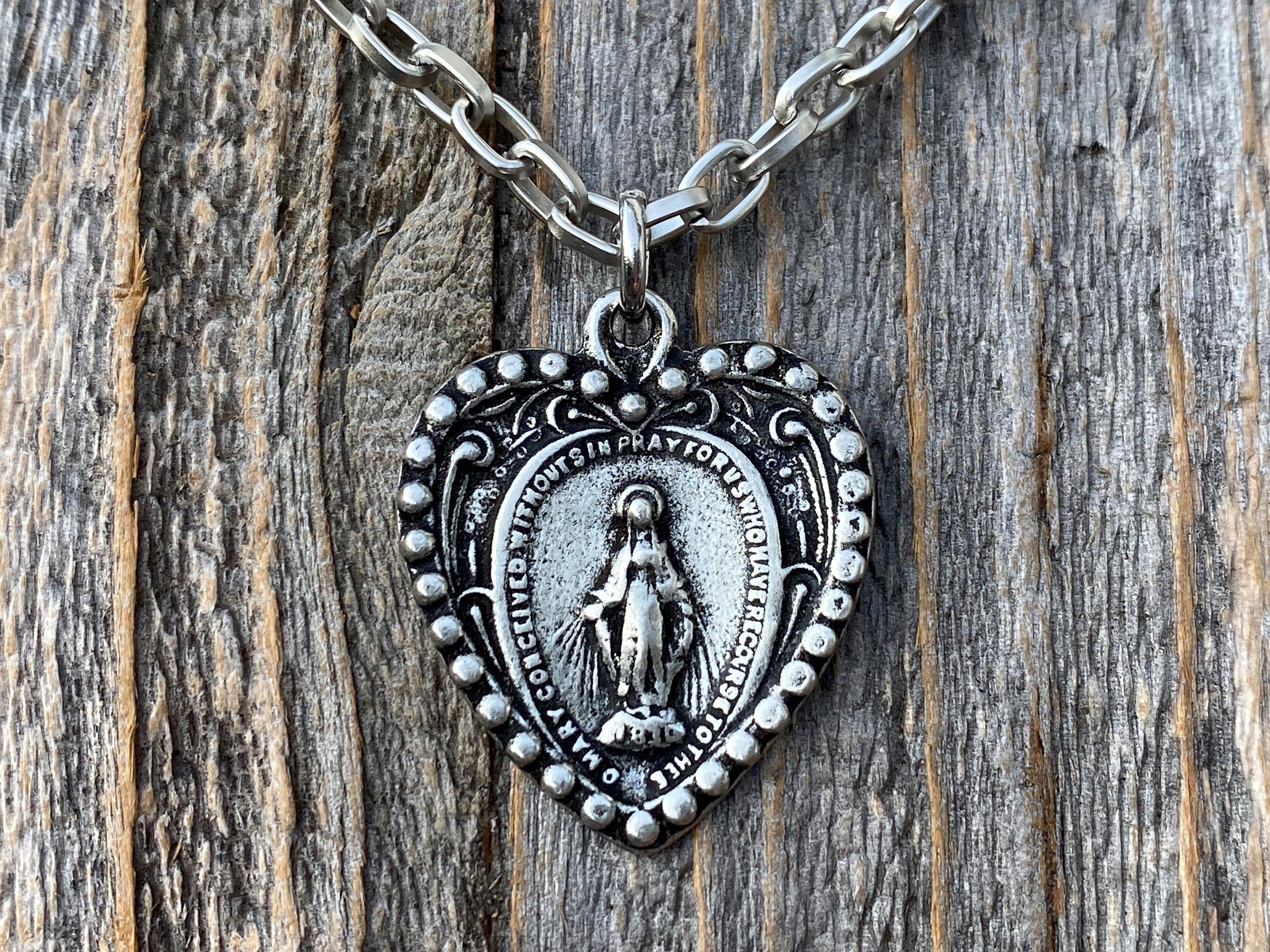 Silver Pewter Heart Shaped Miraculous Medal Pendant Necklace, Antique  Replica, Blessed Virgin Mary Pendant, Rare Unusual Miraculous Medal M4