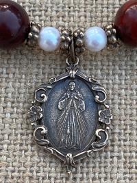 Divine Mercy Chaplet, Rosary Bracelet, Bronze Antique Replica Medal, Jesus I Trust in You, Jasper Gemstones, Freshwater Pearls, St Faustina