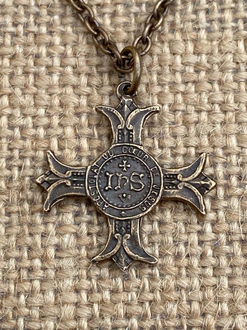 Bronze Sacred Heart of Jesus Cross Pendant Necklace, Antique Replica Medal, Sacre Coeur de Jesus, Apostolat du Coeur de Jesus, 18 inch Chain