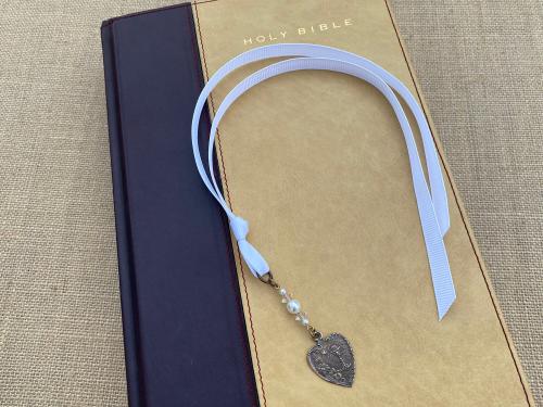 First Holy Communion Bookmark Gift, Heart with Eucharist Symbols, Bible Bookmark, 1st Communion, Swarovski Pearls and Crystals, White Ribbon