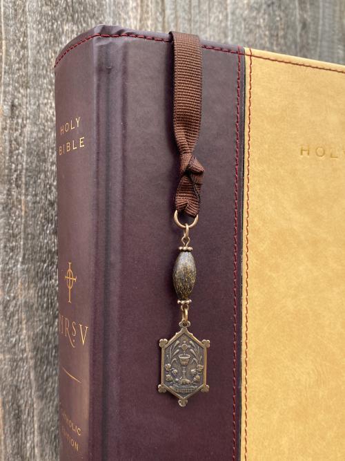 First Holy Communion Bookmark Gift, Hexagon with Eucharist Symbols, Bible Bookmark, 1st Communion, Bronzite Gemstone, Brown Ribbon, Chalice