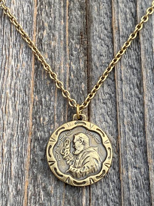 Antique Gold Saint Padre Pio Antique Replica Medal Pendant Necklace, Saint Pius of Pietrelcina, Stigmatized Priest, Healing, Stigmata, Rare