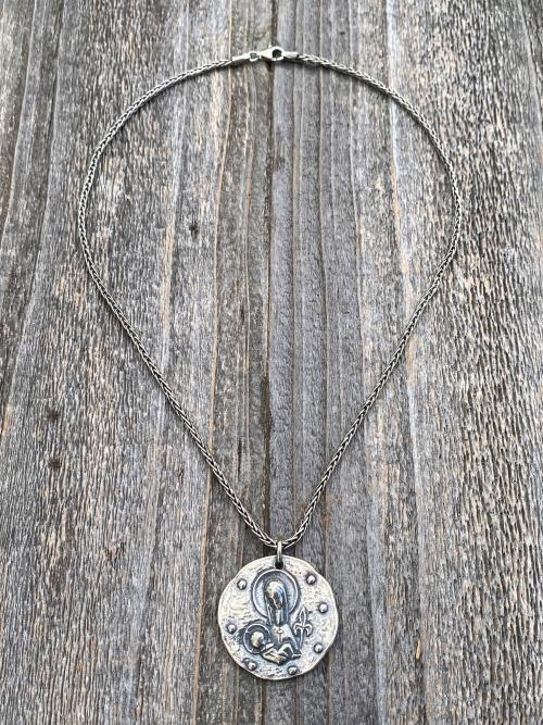 Sterling Silver Large Mary and Baby Jesus Fleur de Lis Pendant, Antique Replica French Medal, Sterling Silver Wheat Chain, Elie Pellegrin