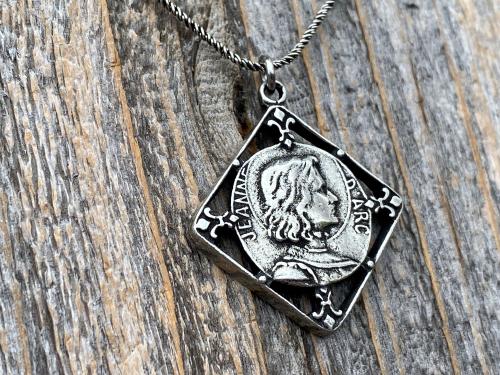 Antiqued Pewter St Joan of Arc Medal Pendant on Necklace, Antique Replica of Rare French Medal, St Jeanne d'Arc Medallion with Fleur de Lis