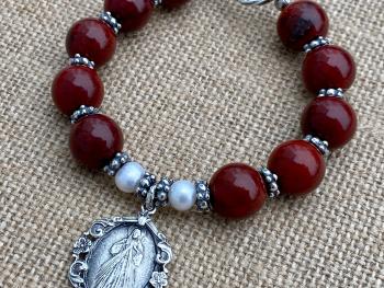 Sterling Silver Divine Mercy Chaplet Rosary Bracelet, Antique Replica, Divine Mercy Medal, St Faustina, Jasper Gemstones & Freshwater Pearls