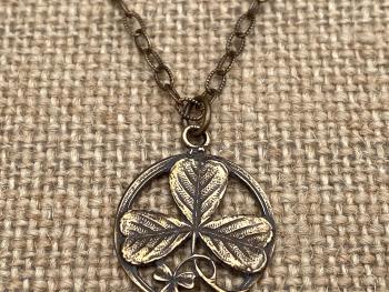 Bronze Shamrock St Saint Patrick Doctrine of Trinity Medal Necklace Irish St. Patrick Antique Replica Ireland Holy Trinity Chain Gift Unisex