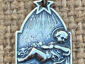 Sterling Silver Gloria Deo Medal, Baby Jesus in Manger Pendant, Antique Replica, Religious Christmas Necklace, Religious Christmas Jewelry